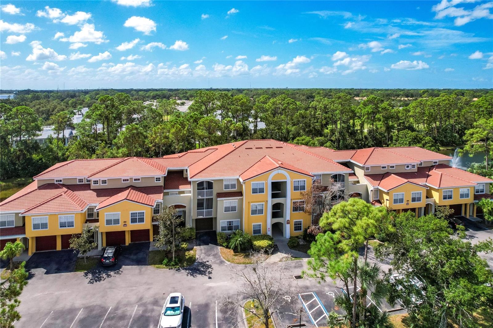 5600 BENTGRASS DR #8-302