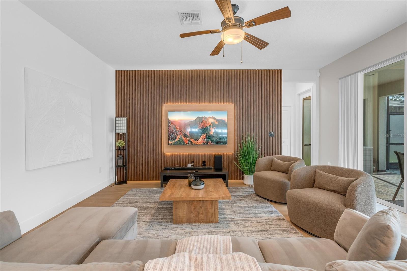 2694 CALISTOGA AVE
