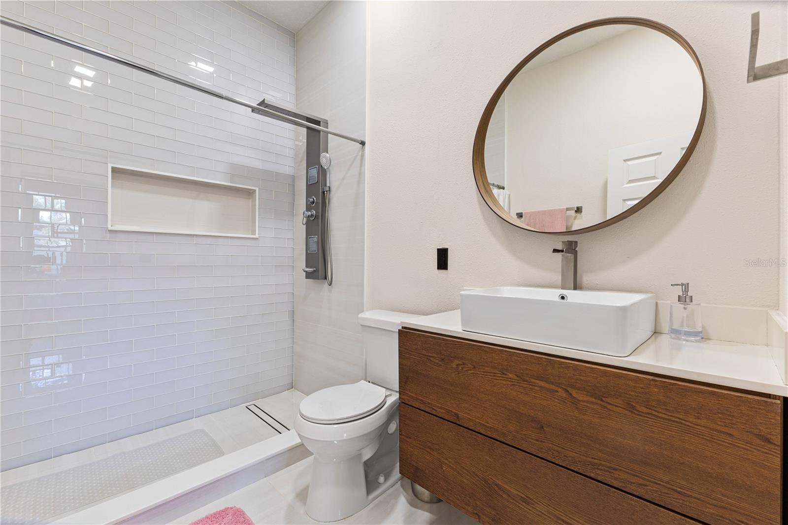 11342 S CAMDEN COMMONS DR