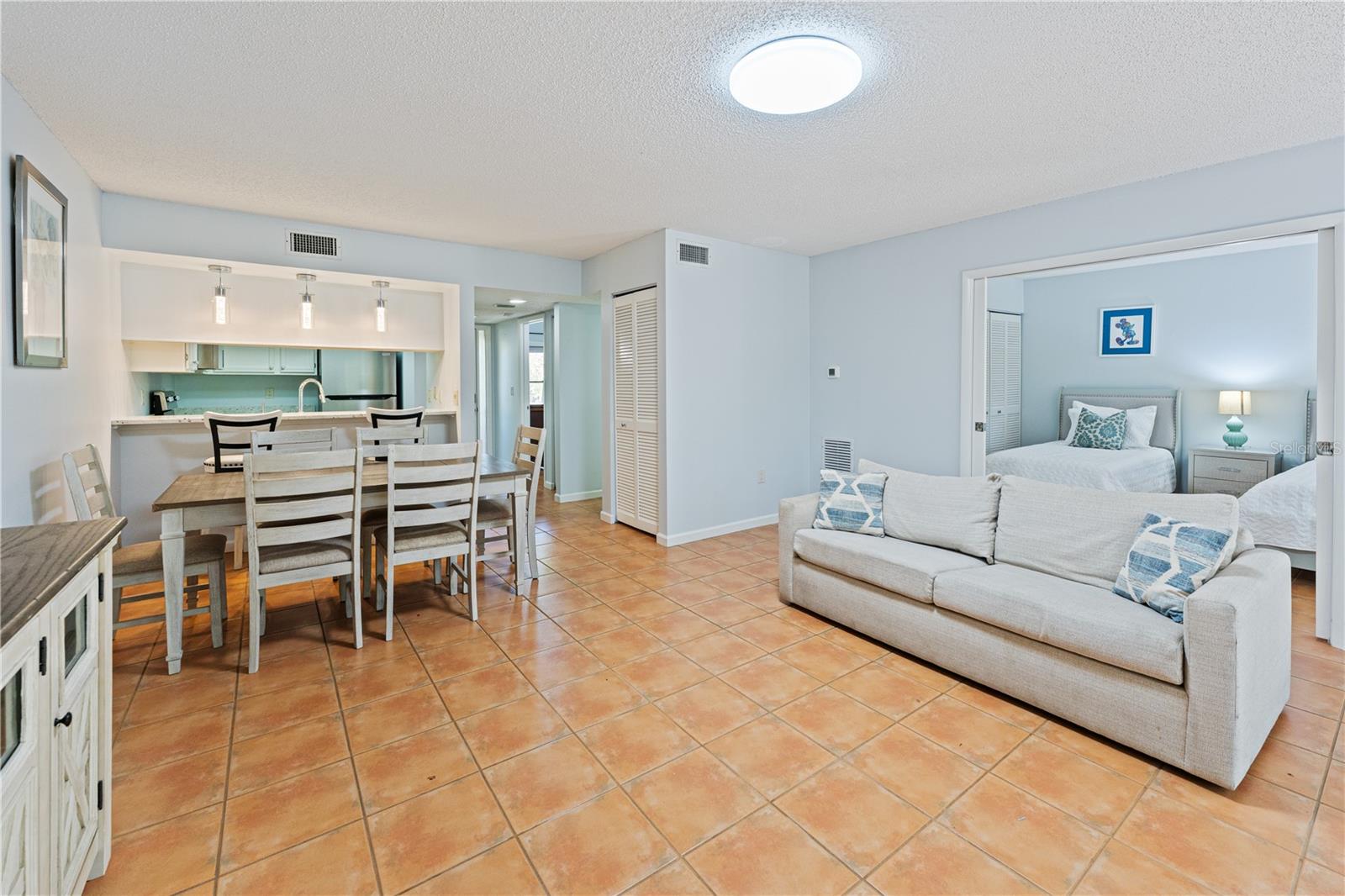 4574 RINGWOOD MEADOW #4