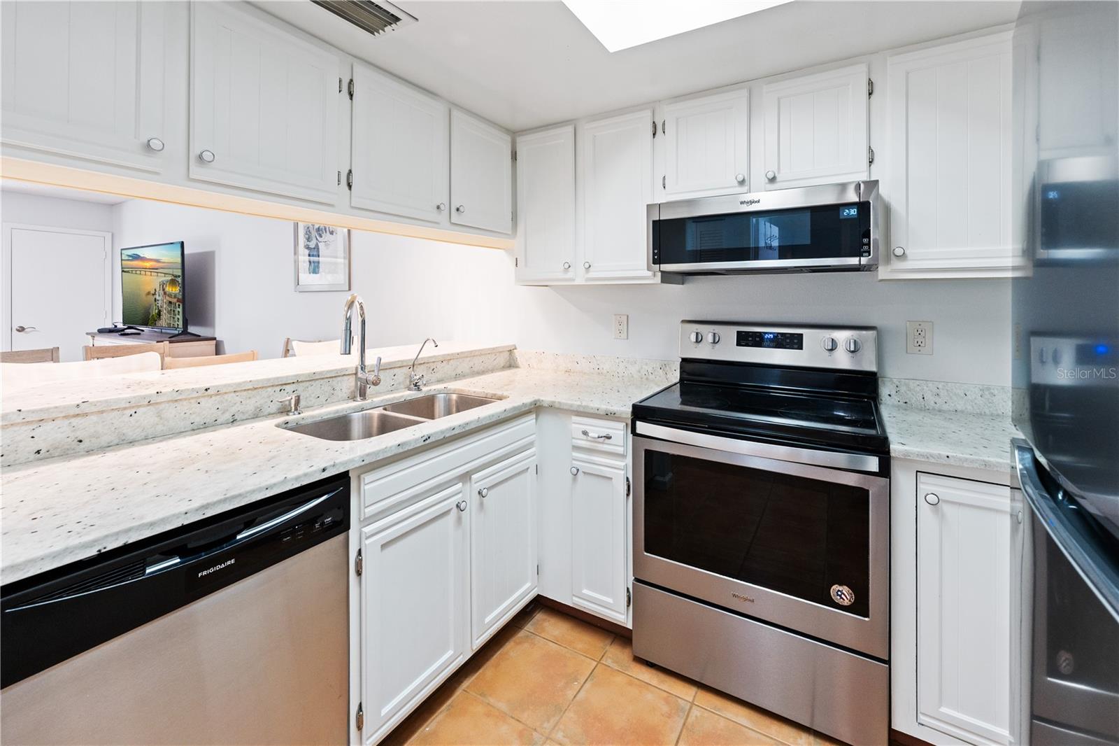 4574 RINGWOOD MEADOW #4