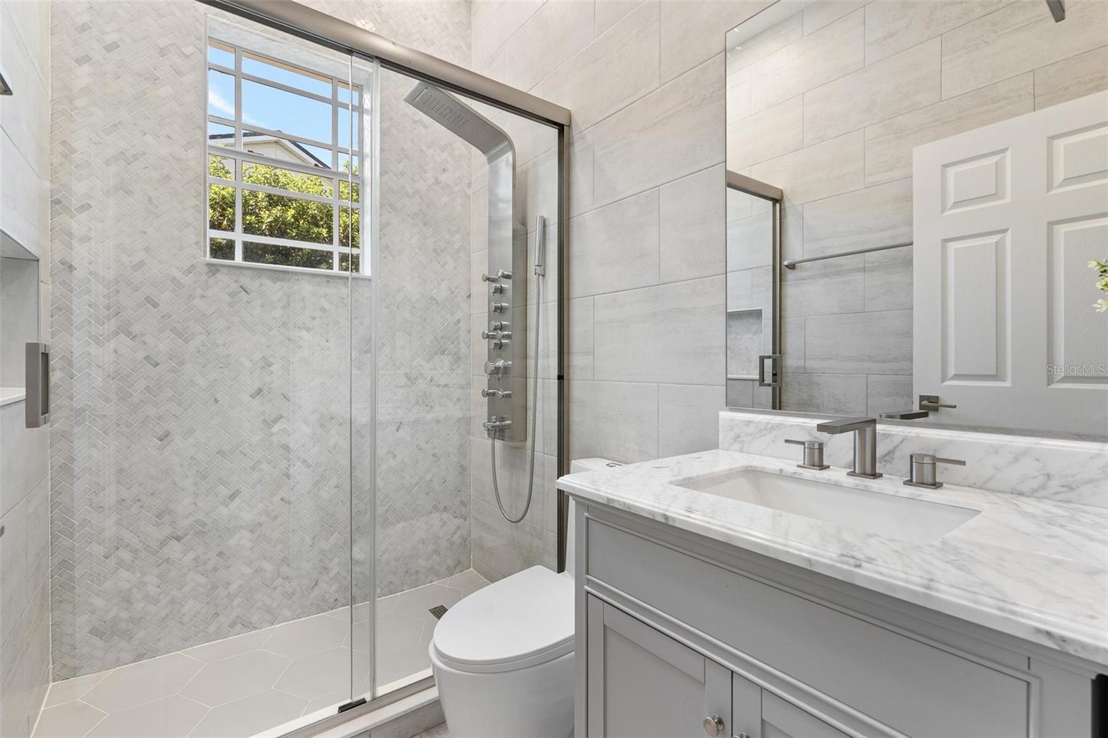 11952 CAMDEN PARK DR