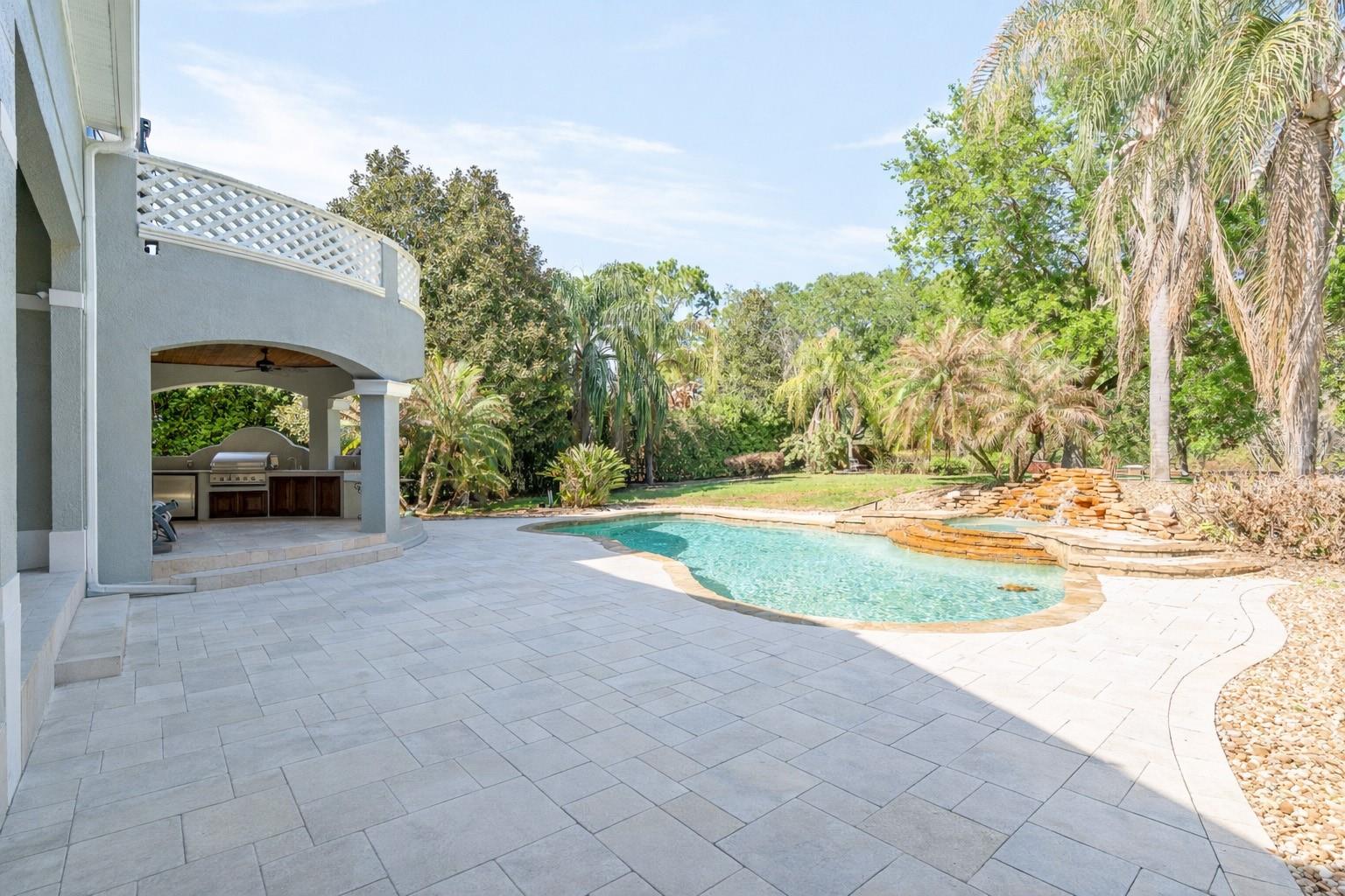 11952 CAMDEN PARK DR