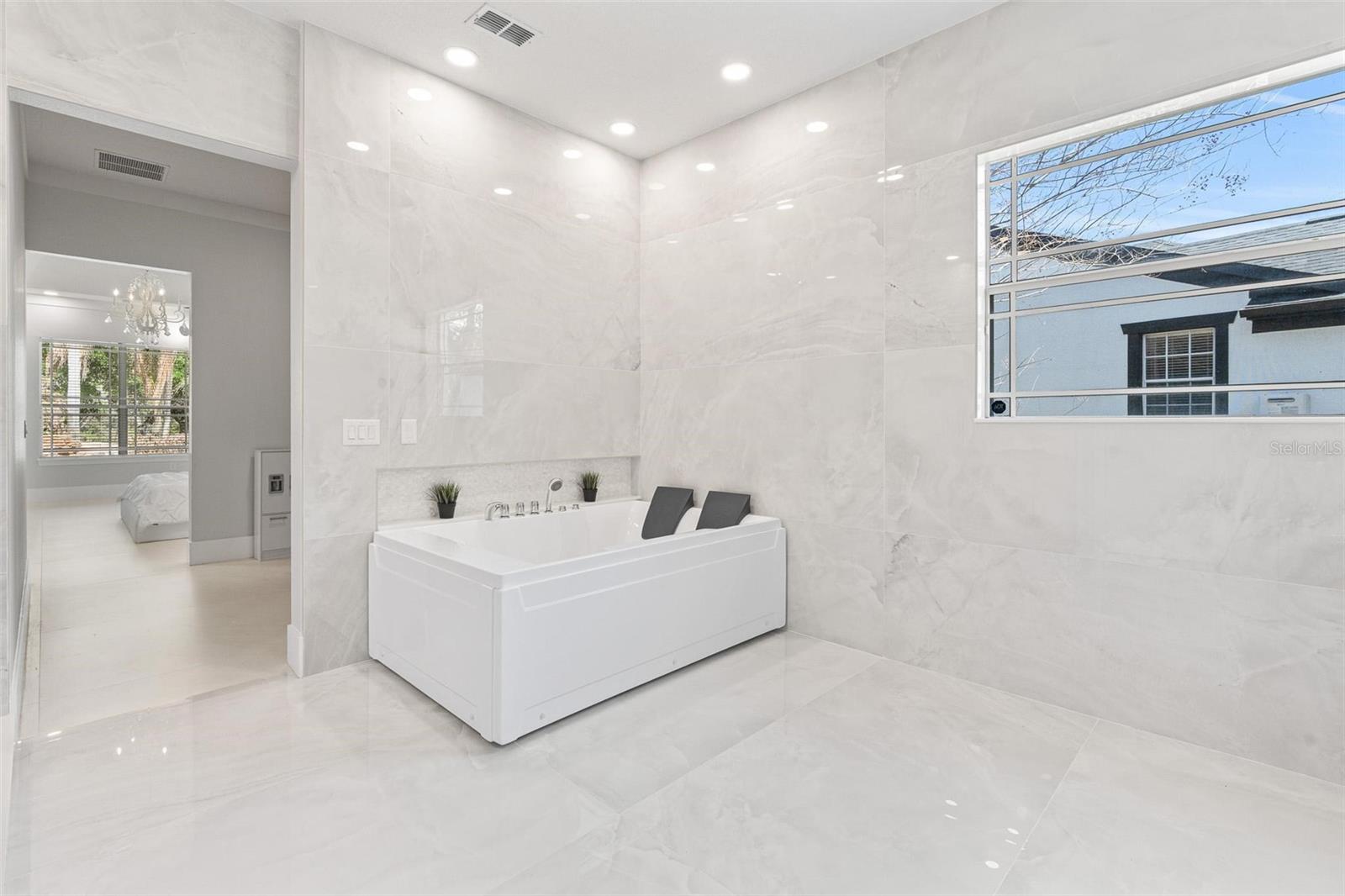 11952 CAMDEN PARK DR