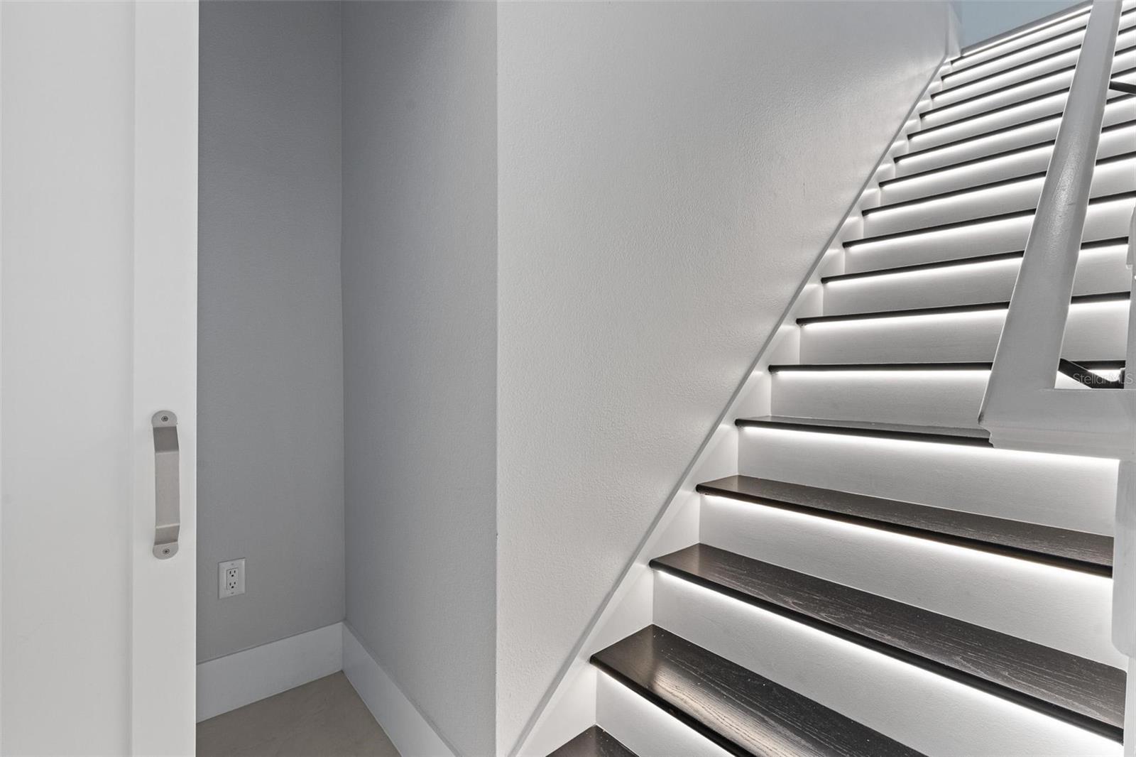 11952 CAMDEN PARK DR