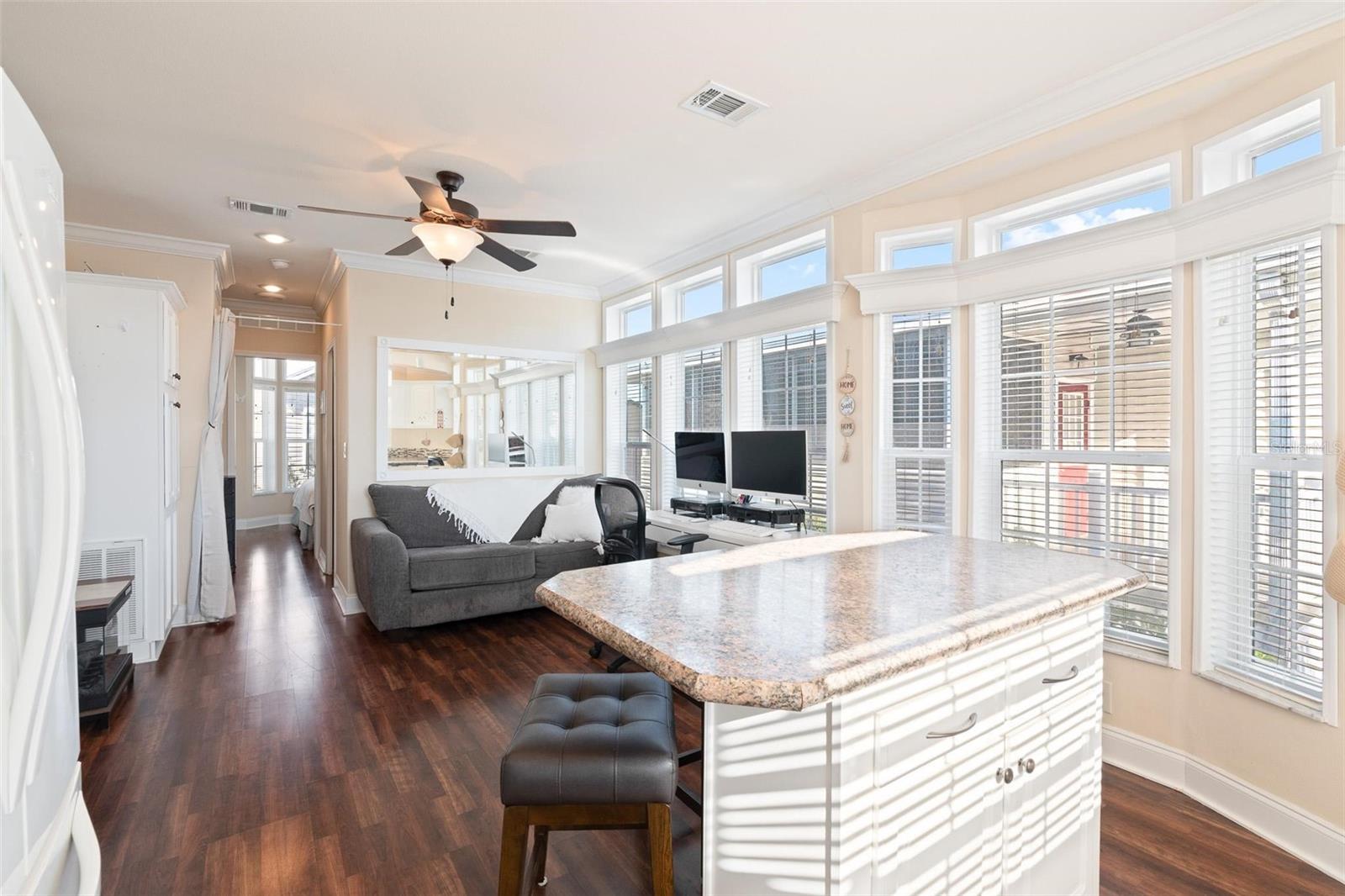 2411 CITRUS TREE RD