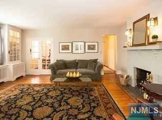 100 East Palisade Avenue B43