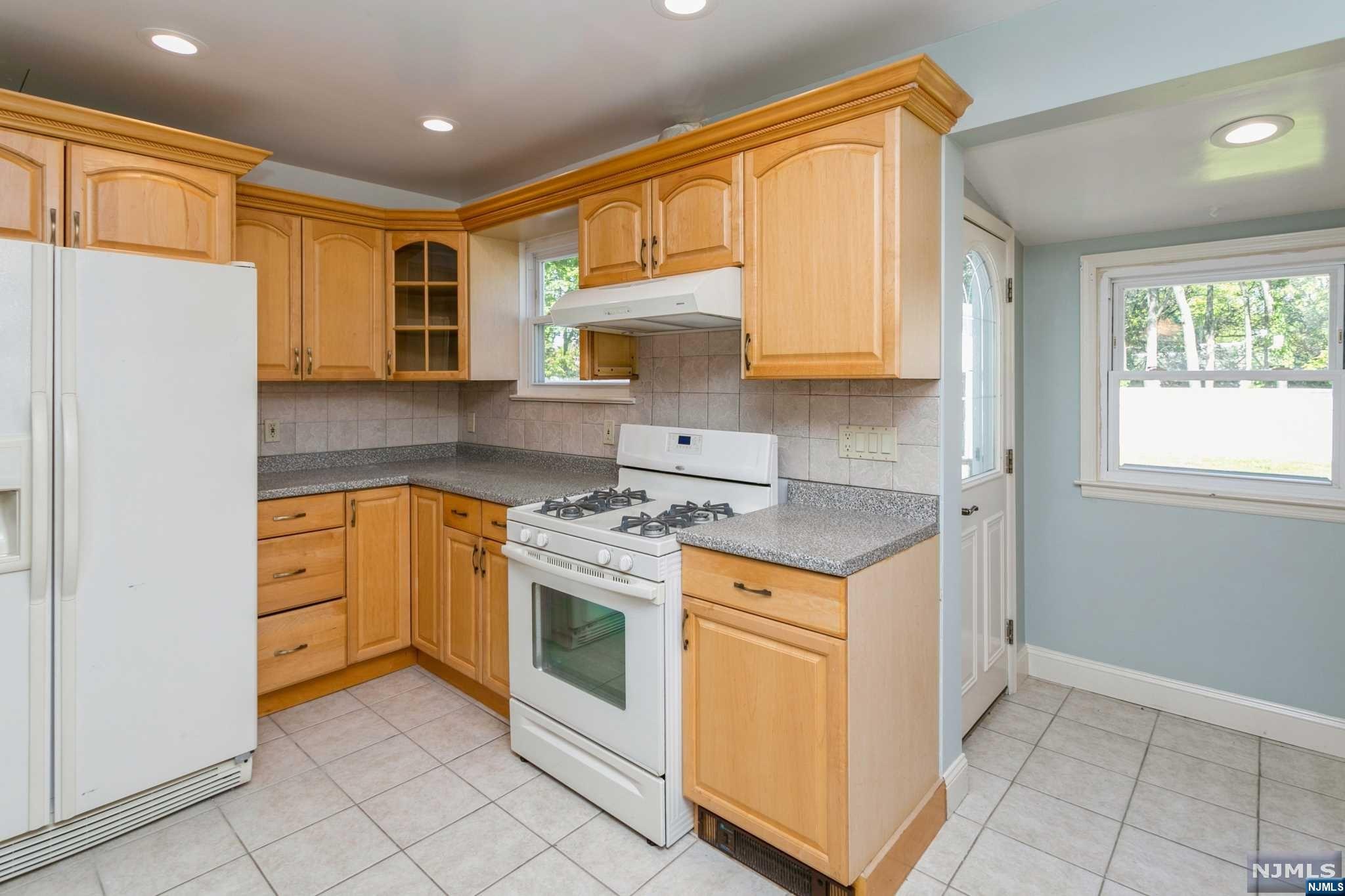 332 Dock Road 1