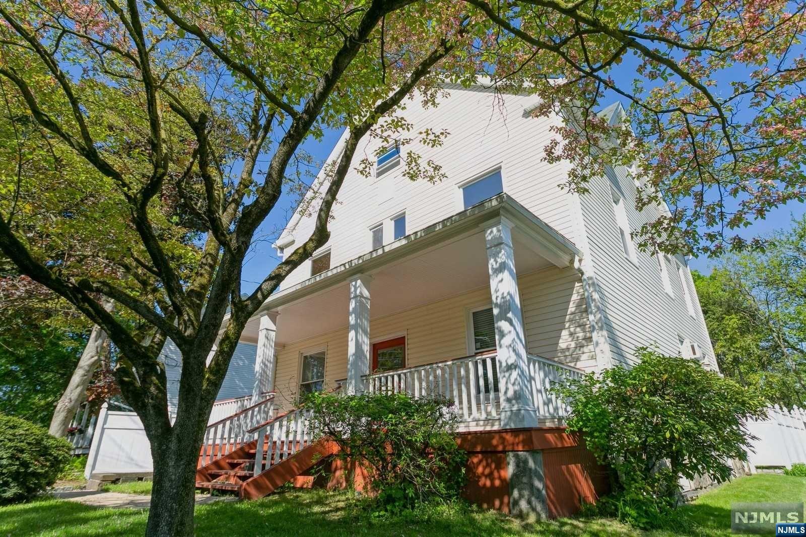332 Dock Road 1