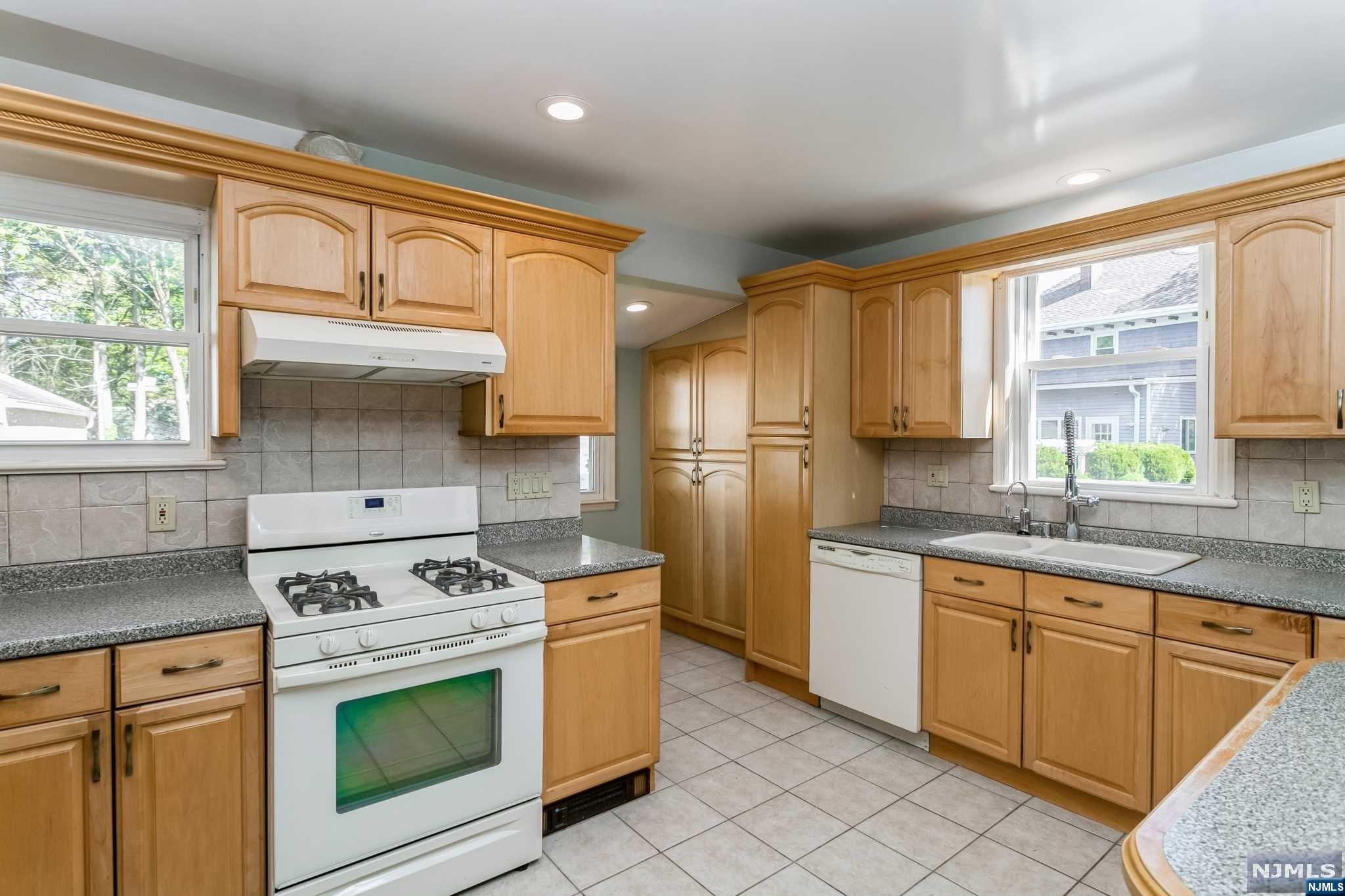 332 Dock Road 1