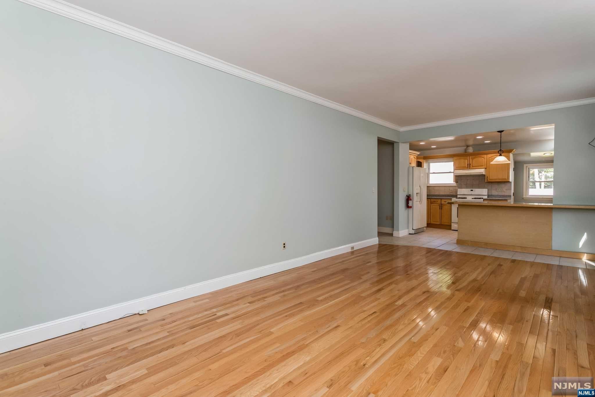 332 Dock Road 1