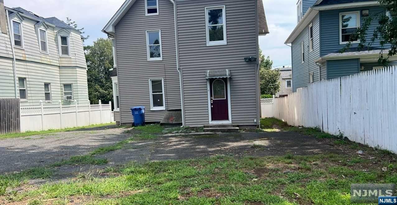 46 Cottage Place