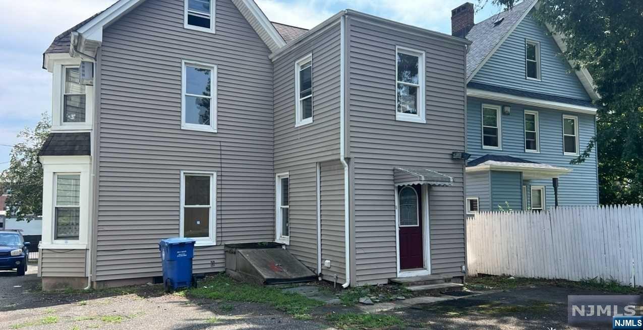 46 Cottage Place