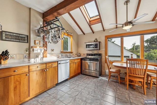 1157 Katherine Street