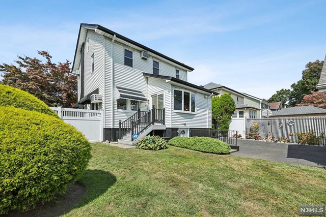 1157 Katherine Street