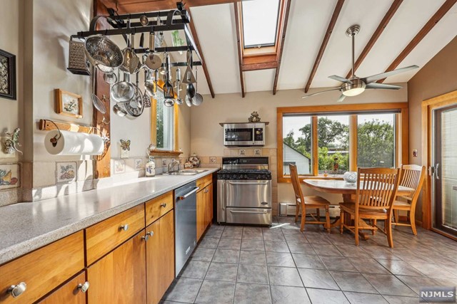 1157 Katherine Street