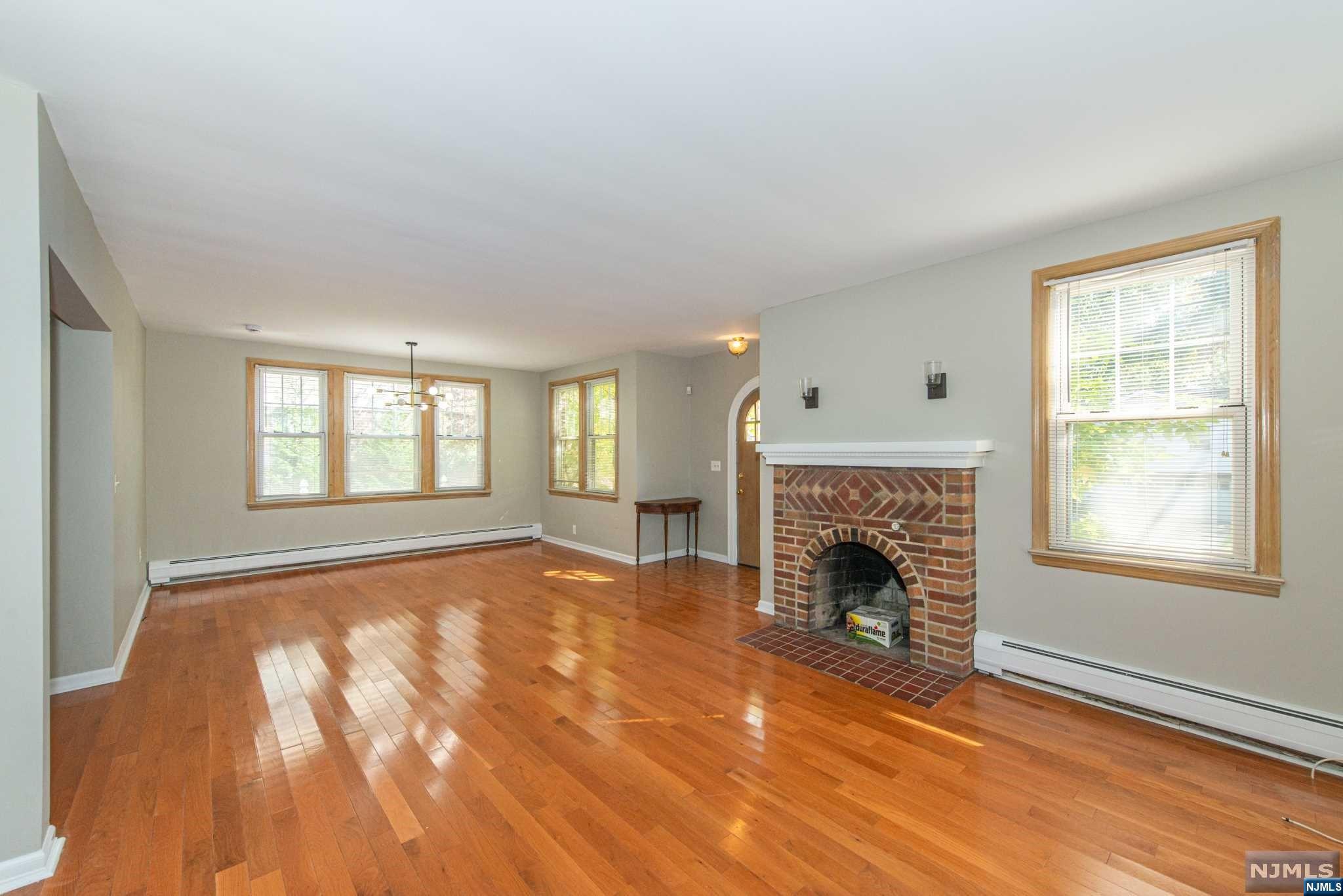 343 Windsor Road