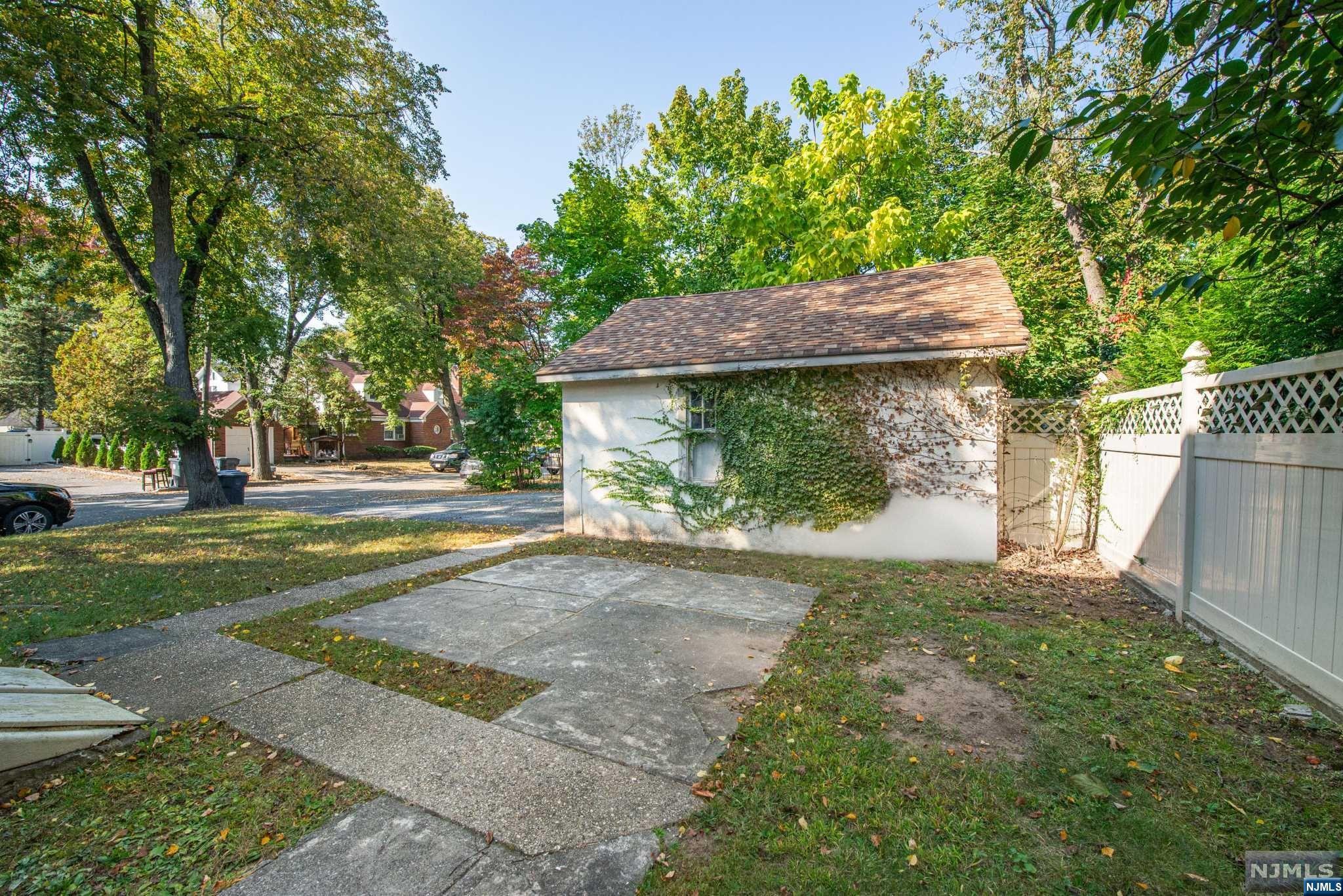 343 Windsor Road