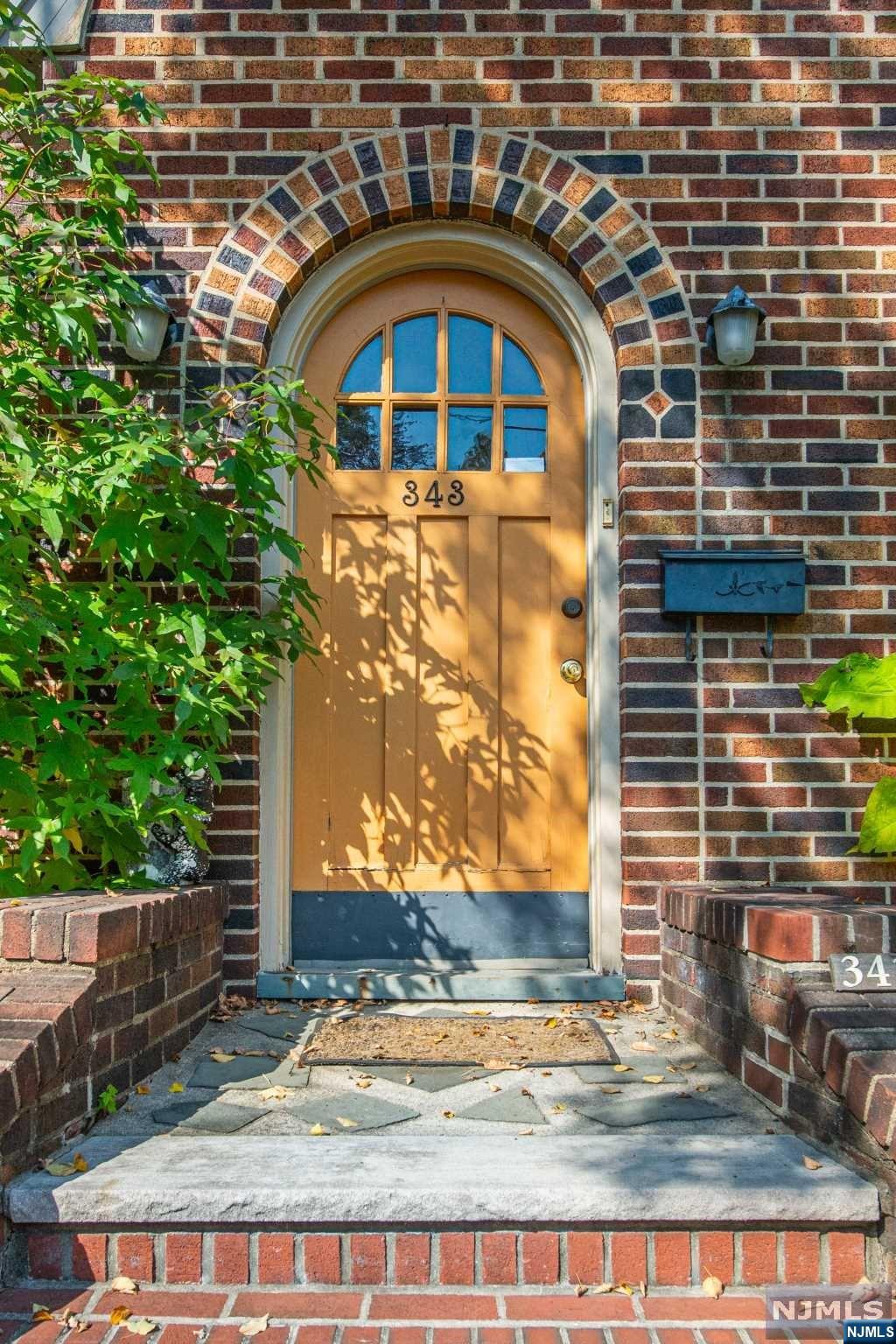 343 Windsor Road