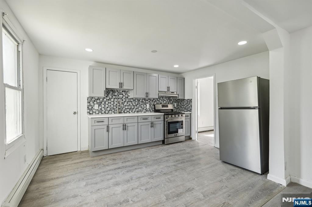 244 White Top Floor