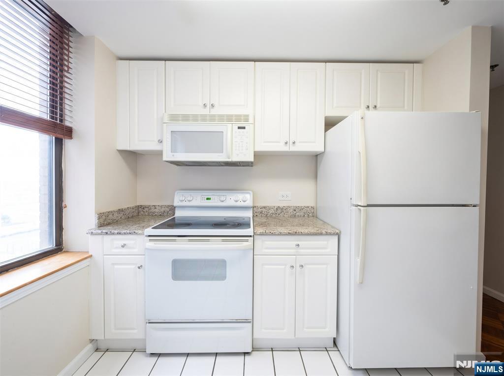 100 Old Palisade Road 2201