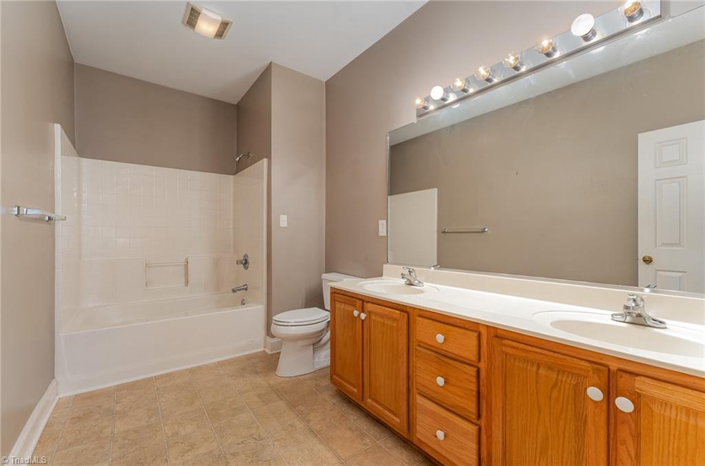 302-B Oleander Drive # B