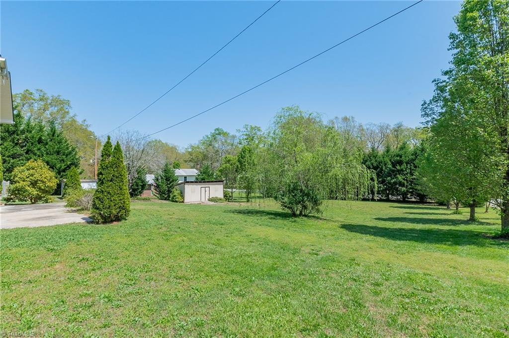 106 Dillard Court