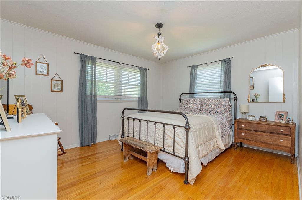 106 Dillard Court