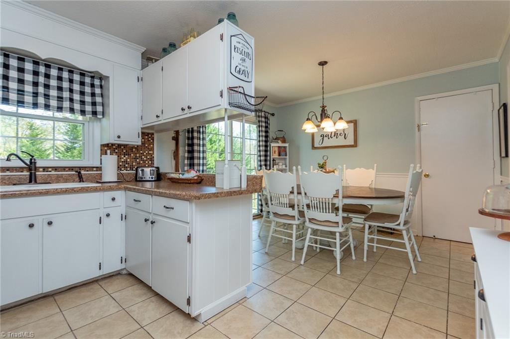 106 Dillard Court