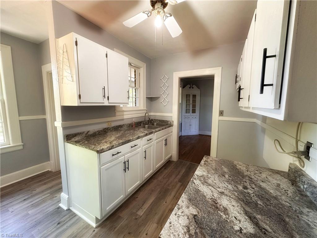 1322 E Meadow Road