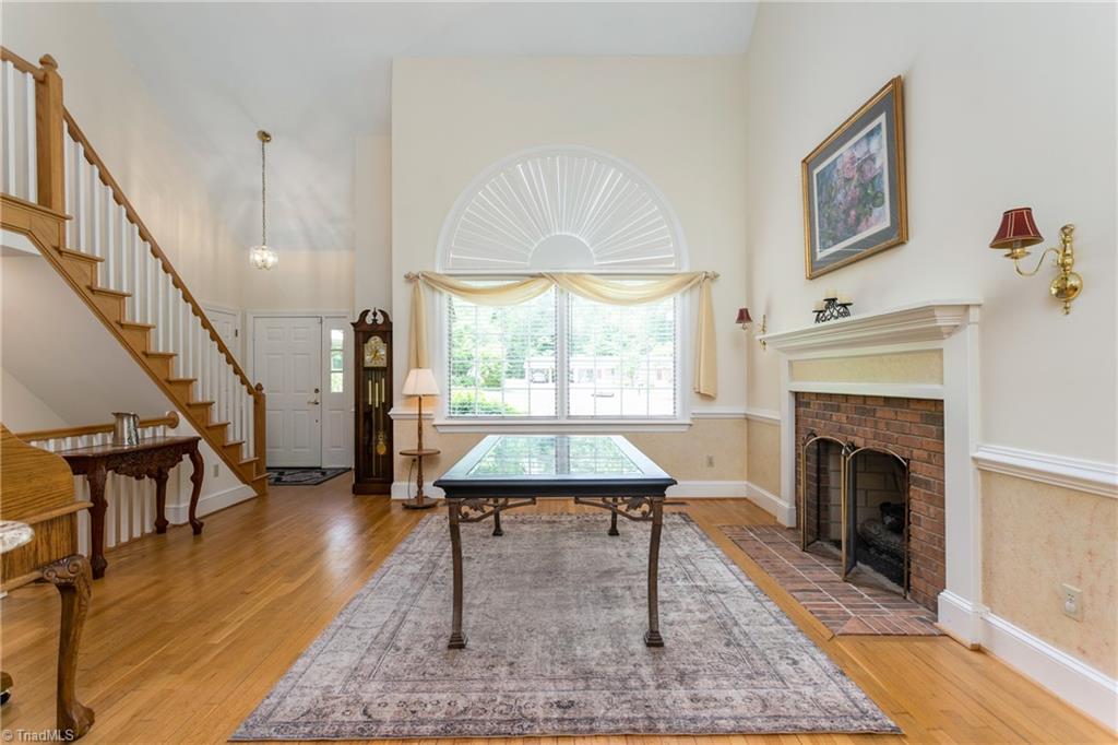1907 Shepherd Drive