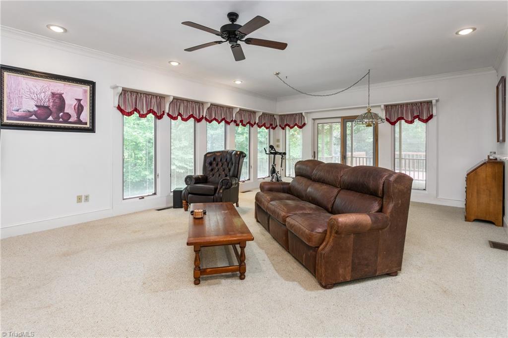 1907 Shepherd Drive