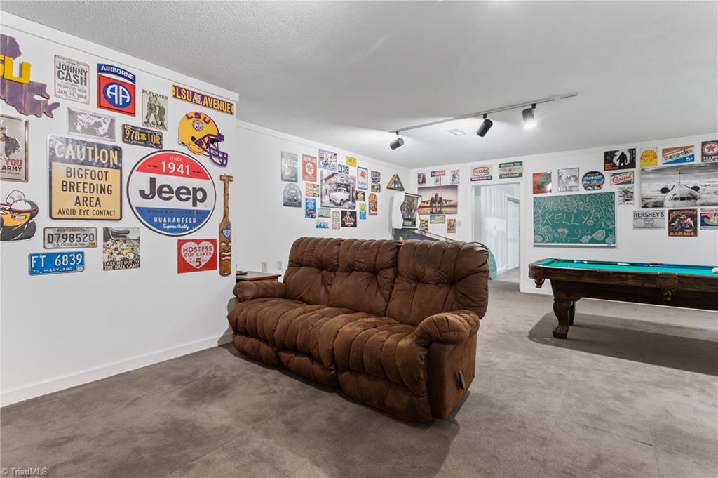1907 Shepherd Drive