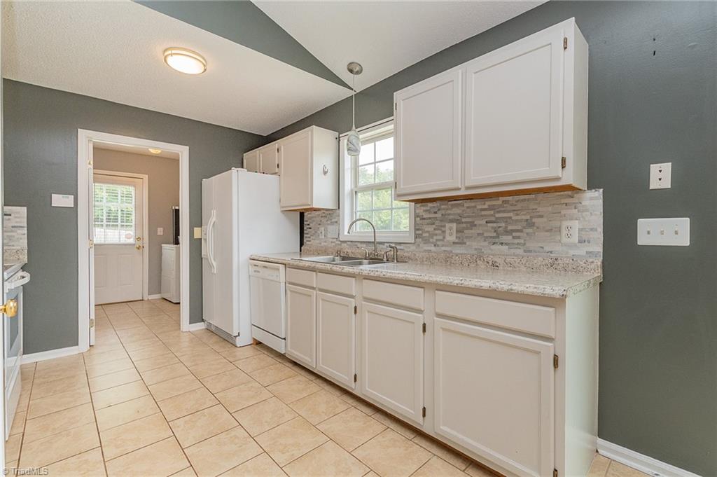 7112 Windbreak Road, McLeansville