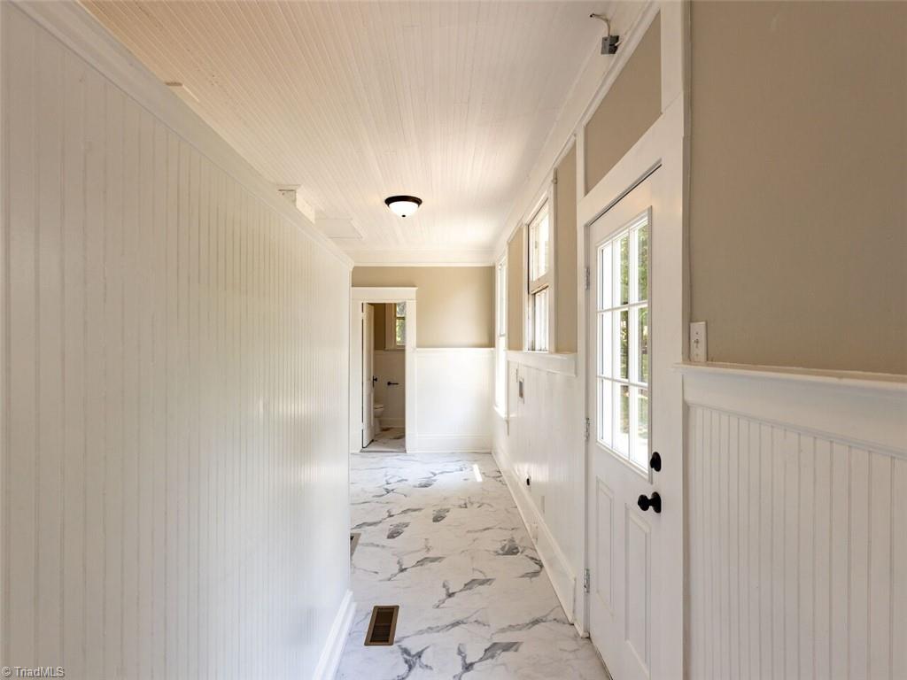 312 Maple Avenue