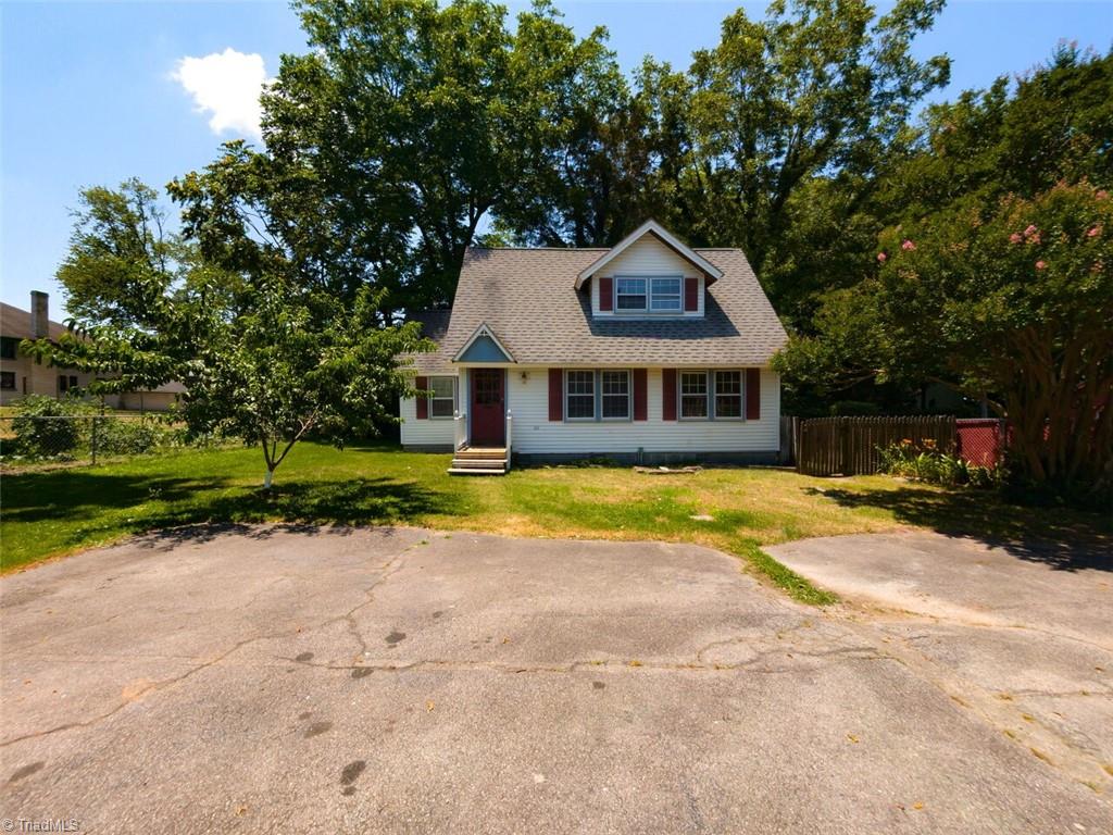 312 Maple Avenue