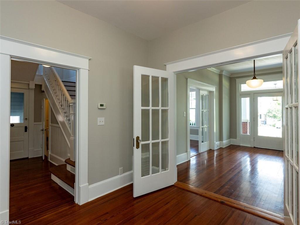 312 Maple Avenue