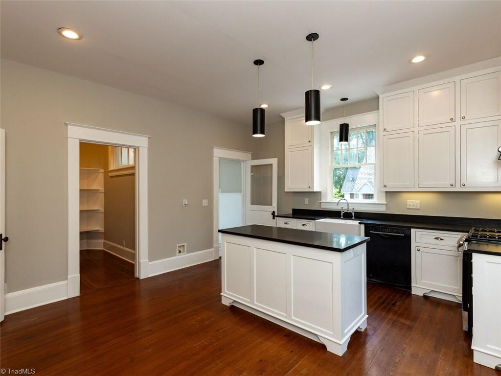 312 Maple Avenue