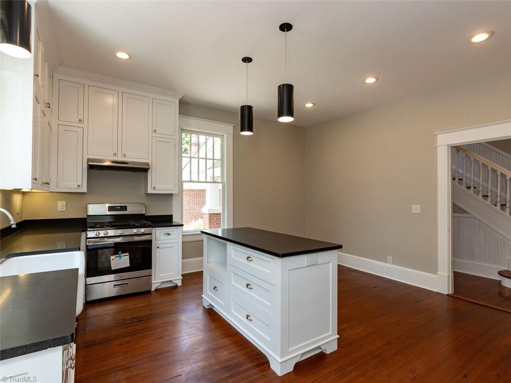312 Maple Avenue