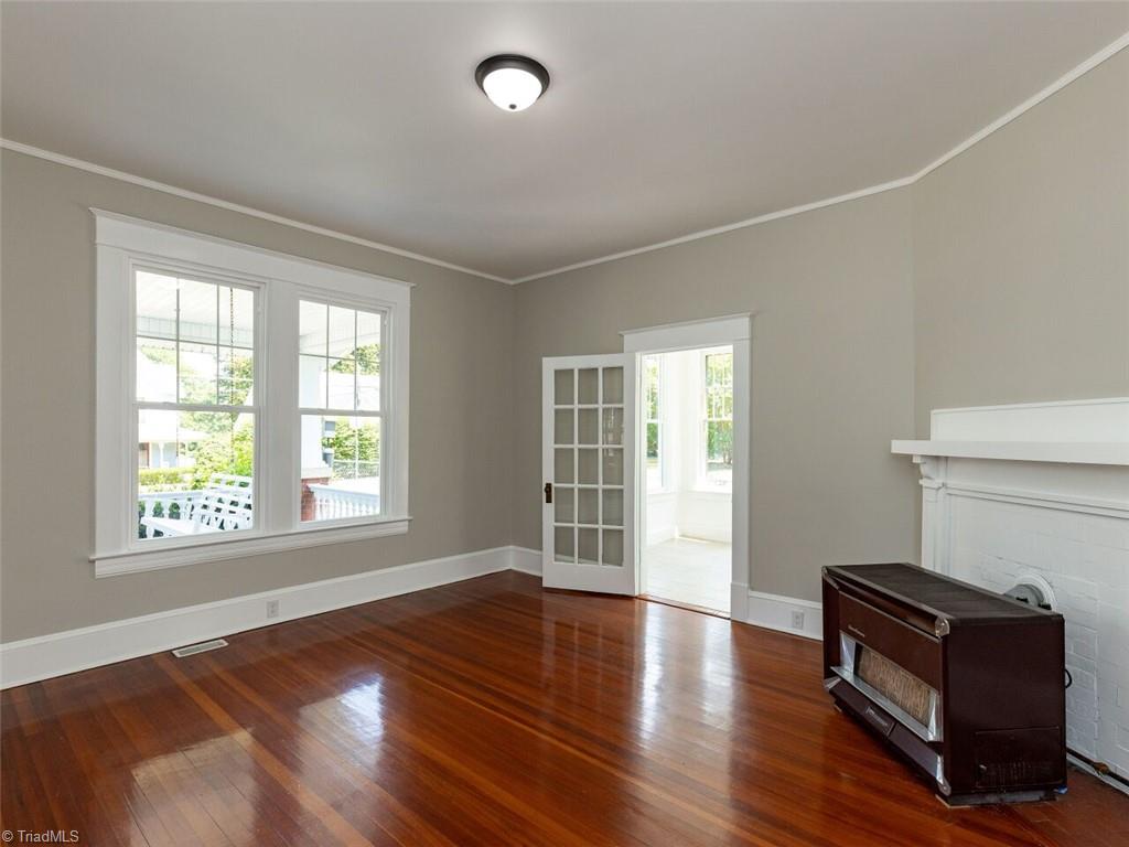312 Maple Avenue