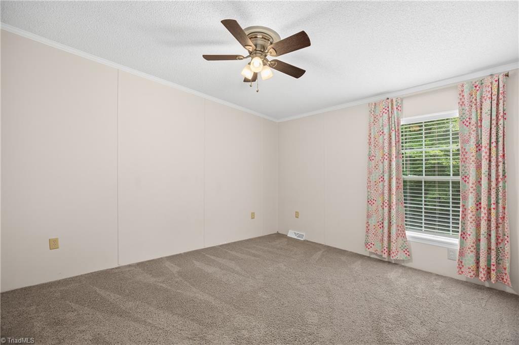 1067 Flynn Farm Road