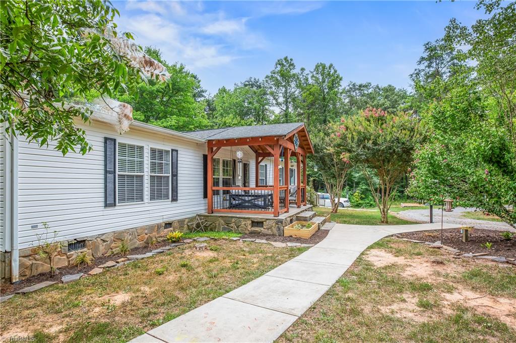 1067 Flynn Farm Road