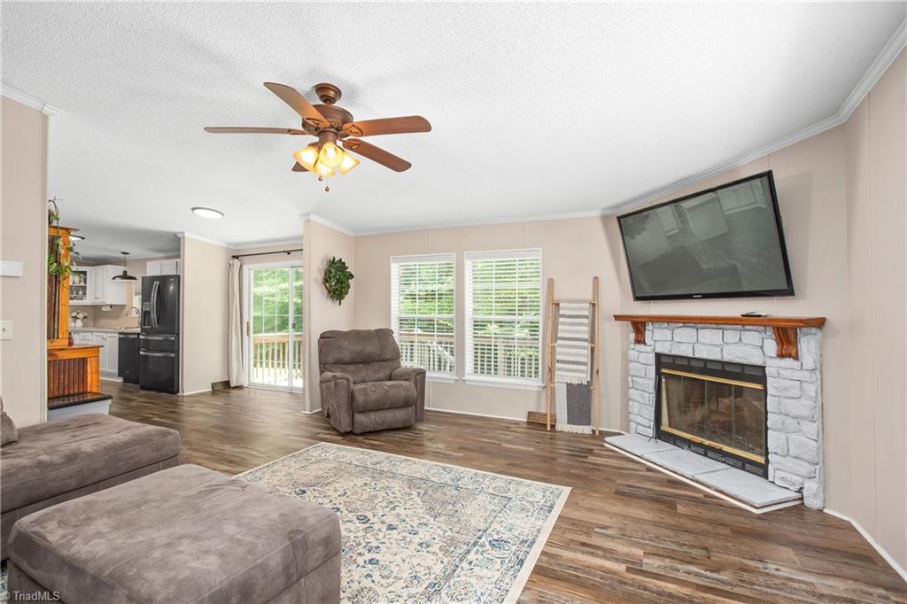 1067 Flynn Farm Road