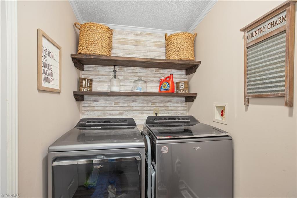 1067 Flynn Farm Road