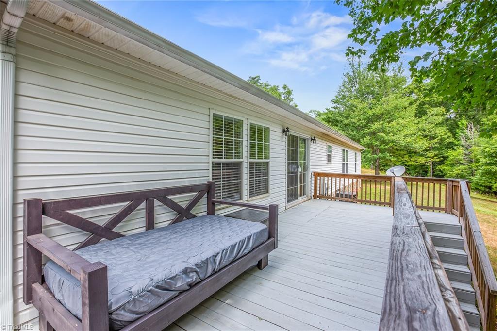 1067 Flynn Farm Road