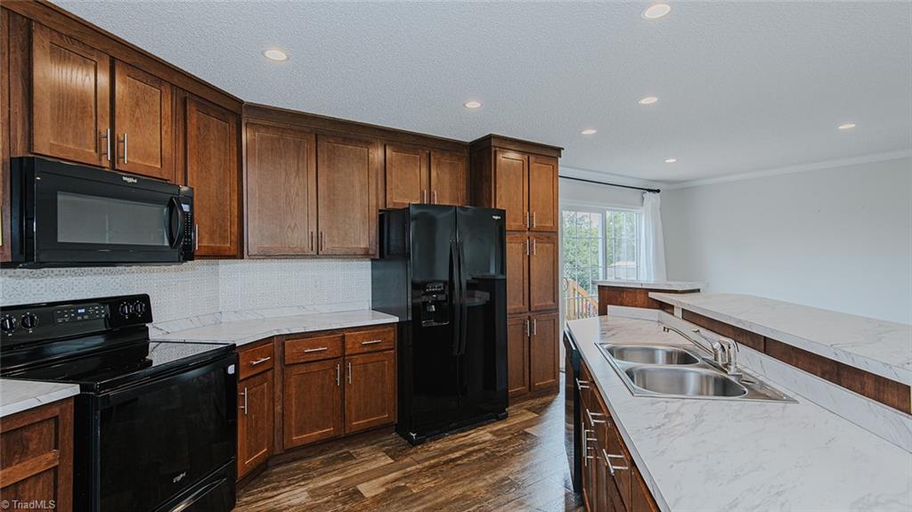 851 Chandler Mill Road