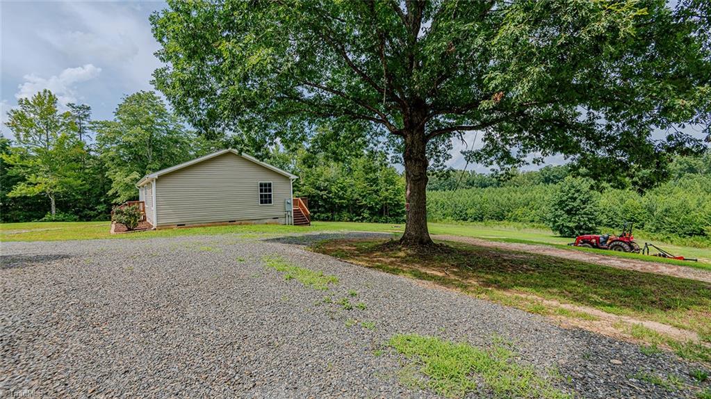 851 Chandler Mill Road
