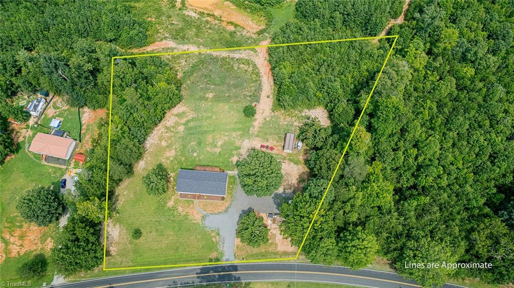 851 Chandler Mill Road