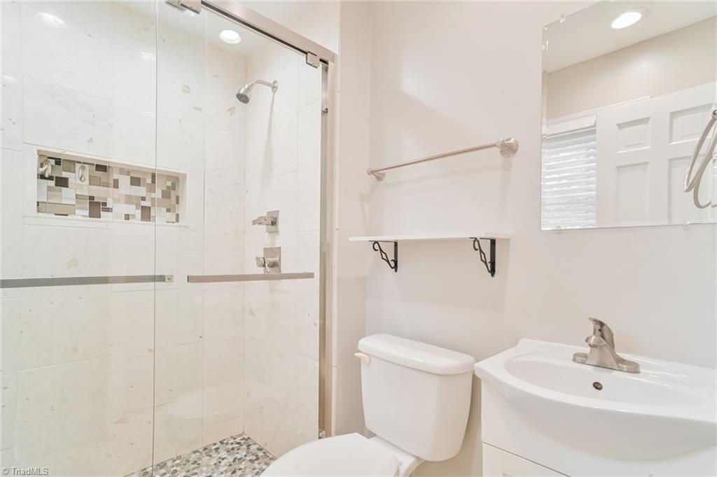 3107 Farmington Drive