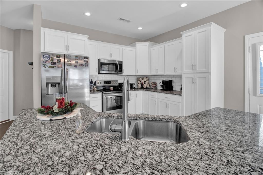 336 Poppy Court